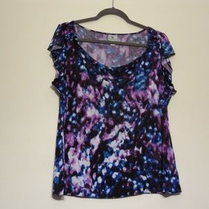 EUC Worthington flutter sleeve scoopneck print top